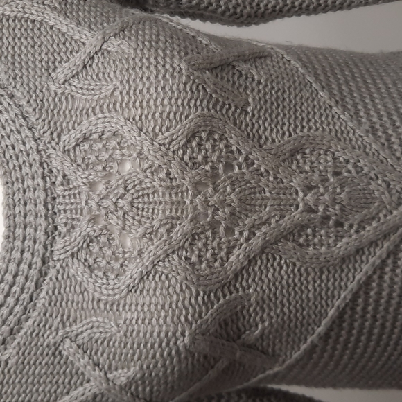 Moda International Gray Cropped Pullover with Cable Design, Size S - Picture 5 of 6